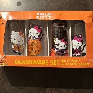 Hello kitty glass cups